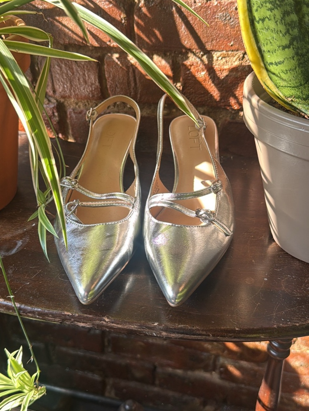 LOFT Metallic Silver Pointed Slingback Kitten Heels Size 6